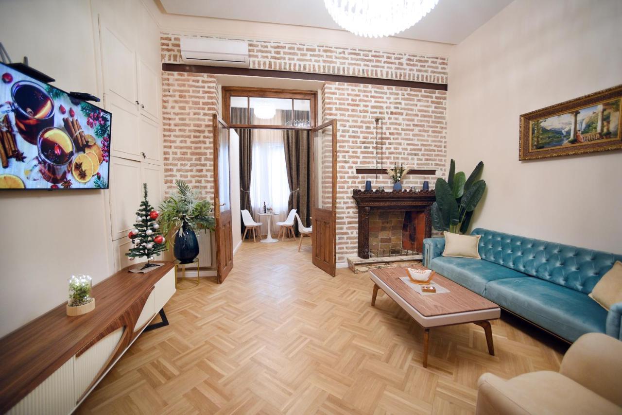 City Lux Hotel Tbilisi Bagian luar foto